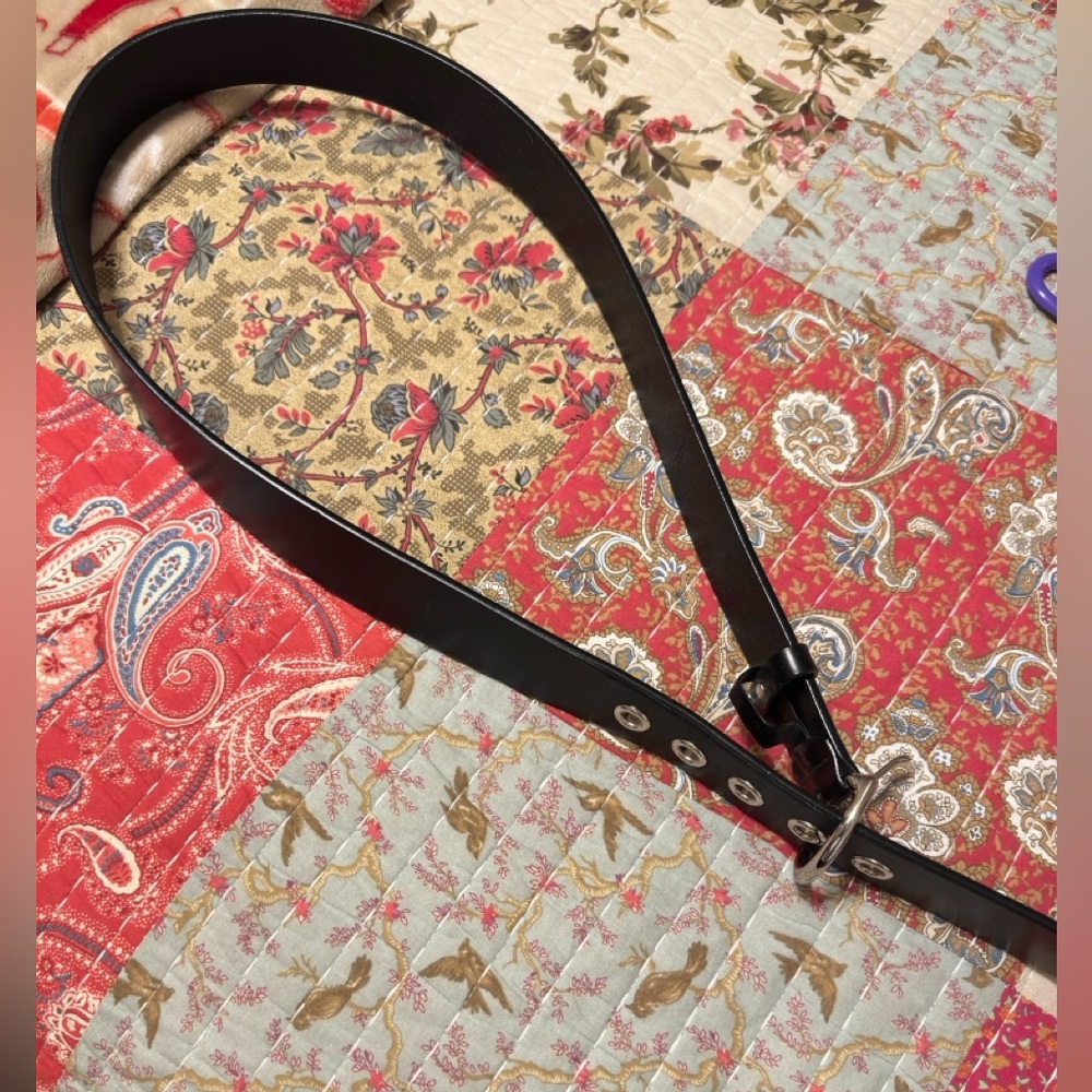 Coach Women’s Black Leather Belt - Picture 2 of 3